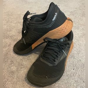Reebok Nano CrossFit Shoes Women’s size 10 Black and Gum